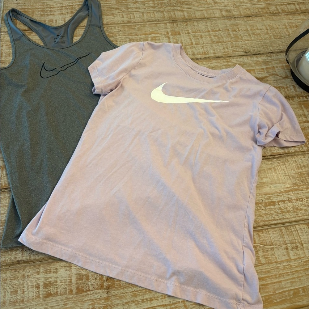 Nike Heather Gray Athletic Tank and Lilac Nike Dri Fit Tee‎ Both Adult Small